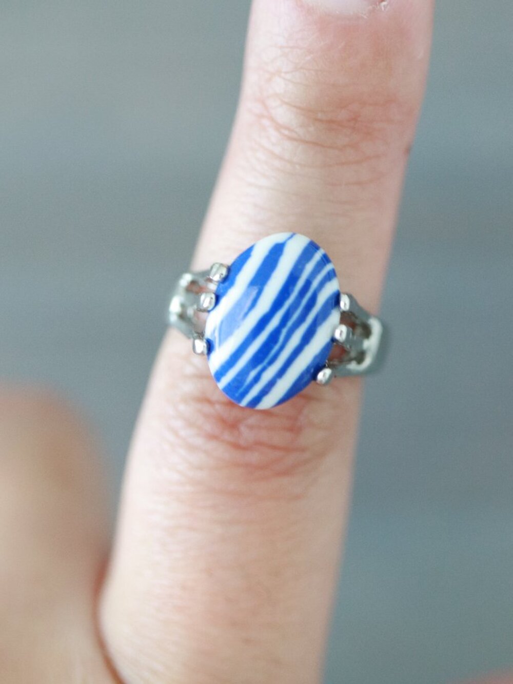 RGA10 Gemstone Ring Silver Plated